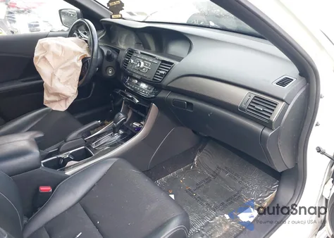 2017 Honda Accord Sport z USA, uszkodzony, nr VIN 1HGCR2F5XHA118839